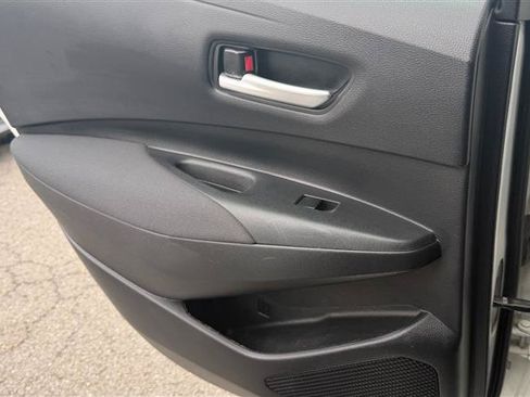 Used 2020 Toyota Corolla LE FWD image 24