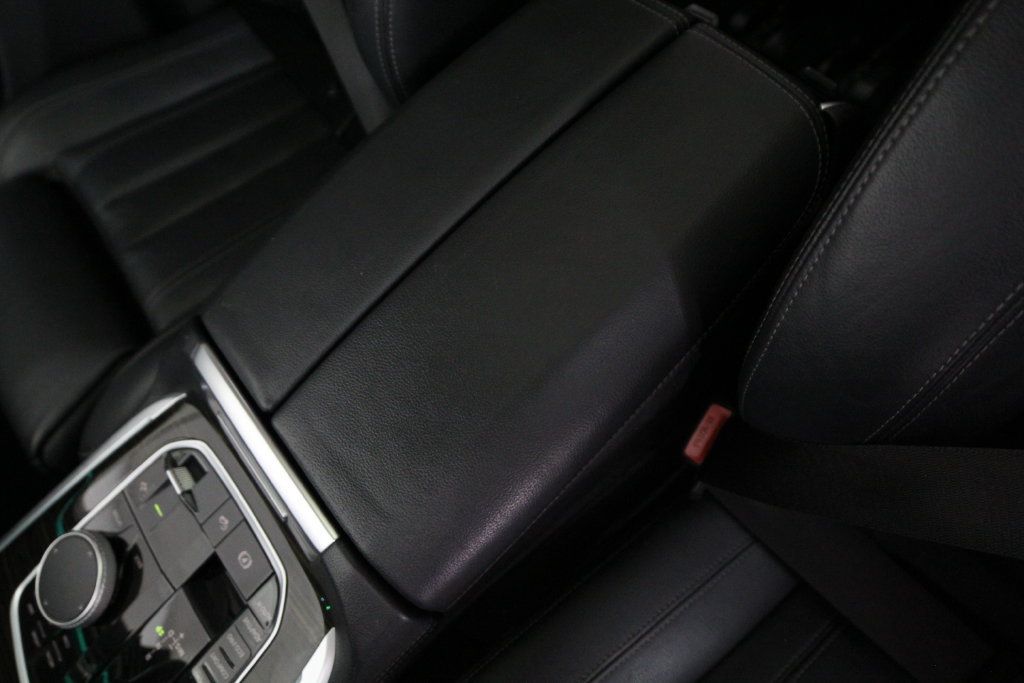 Used 2020 BMW X7 xDrive40i w/ Cold Weather Package AWD/4WD image 36