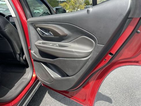 Used 2023 GMC Terrain SLT w/ Infotainment Package II AWD/4WD image 23