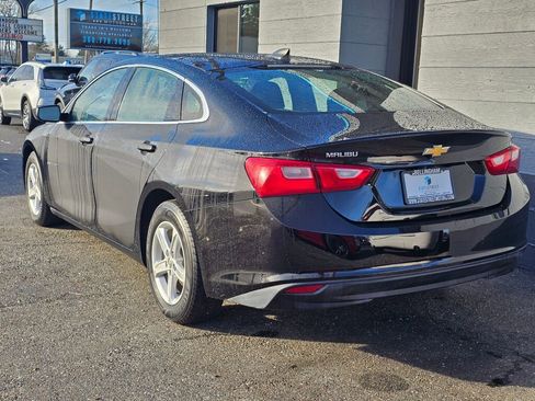 Used 2019 Chevrolet Malibu LS image 3