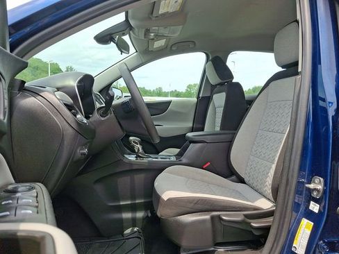 Used 2022 Chevrolet Equinox LS AWD/4WD image 13