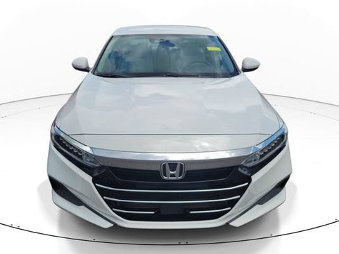 Used 2022 Honda Accord LX image 3