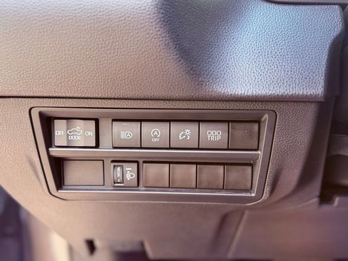 Used 2022 Toyota Tundra SR5 image 21