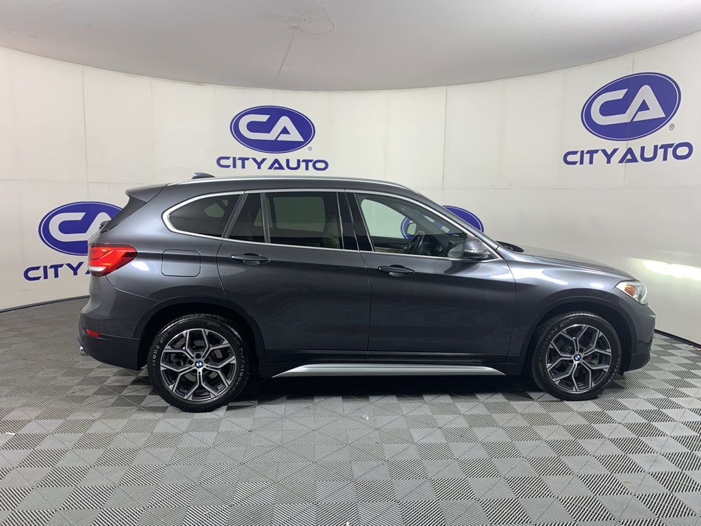 Used 2021 BMW X1 sDrive28i w/ Convenience Package FWD image 2