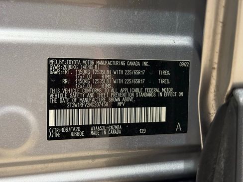 Certified 2022 Toyota RAV4 XLE w/ Convenience Package image 31