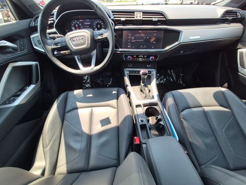 Used 2022 Audi Q3 2.0T Premium w/ Convenience Package AWD/4WD image 25