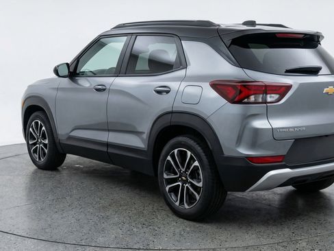 Used 2025 Chevrolet TrailBlazer LT image 6