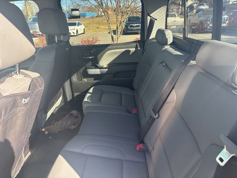 Used 2018 Chevrolet Silverado 1500 LTZ Z71 image 7