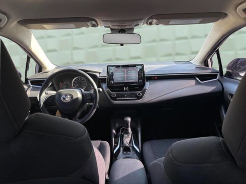 Used 2021 Toyota Corolla LE FWD image 19
