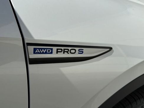New 2025 Volkswagen ID.4 Pro S image 14