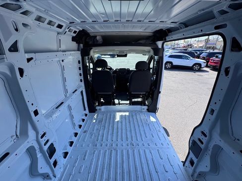 Used 2025 RAM ProMaster 3500 w/ Convenience Group FWD image 12