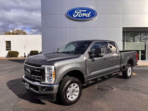 Used 2024 Ford F250 XLT w/ Snow Plow Prep Package image 2