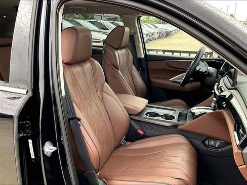 Certified 2025 Acura MDX SH-AWD w/ Advance Package image 9