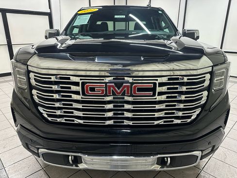 Used 2022 GMC Sierra 1500 Denali w/ Denali Reserve Package image 16