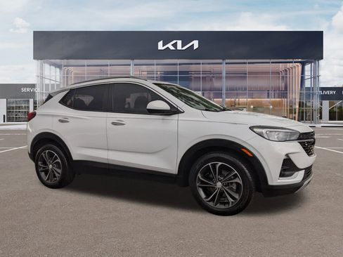 Used 2021 Buick Encore GX Select image 1