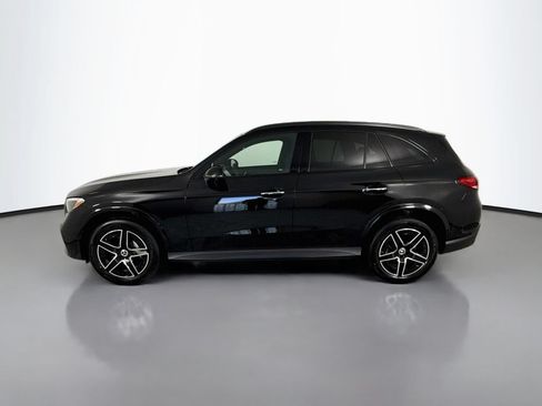 Used 2026 Mercedes-Benz GLC 300 4MATIC image 2