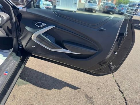 Used 2016 Chevrolet Camaro SS RWD image 19