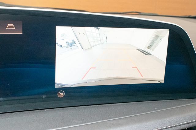 Used 2024 Cadillac XT4 Premium Luxury AWD/4WD image 30