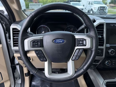 Used 2020 Ford F250 Lariat w/ Lariat Ultimate Package AWD/4WD image 25