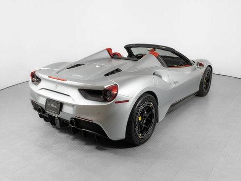 Used 2018 Ferrari 488 Spider image 7