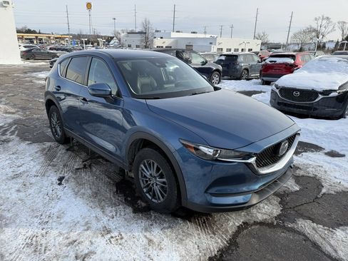 Used 2019 MAZDA CX-5 Touring image 4
