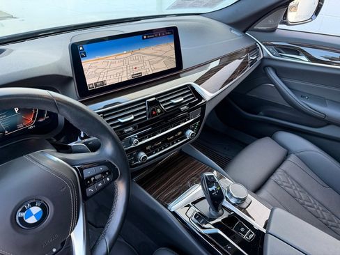 Certified 2023 BMW 530i xDrive w/ Premium Package image 29