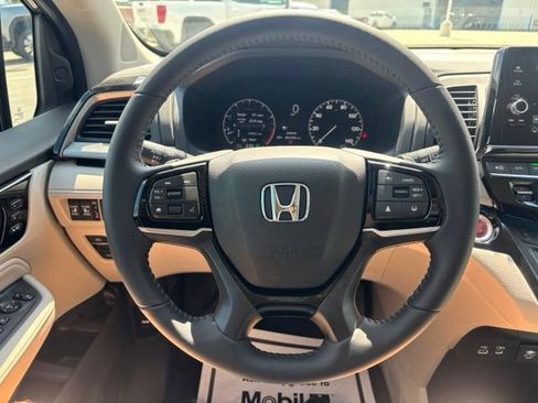 Used 2026 Honda Odyssey Touring image 10