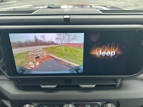 New 2026 Jeep Gladiator Sport image 10