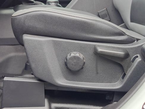 Used 2024 Ford Bronco Black Diamond image 11