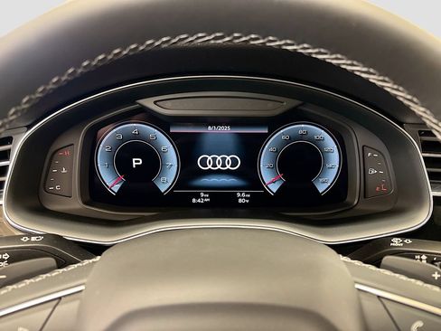 Used 2025 Audi Q7 3.0T Premium Plus AWD/4WD image 10