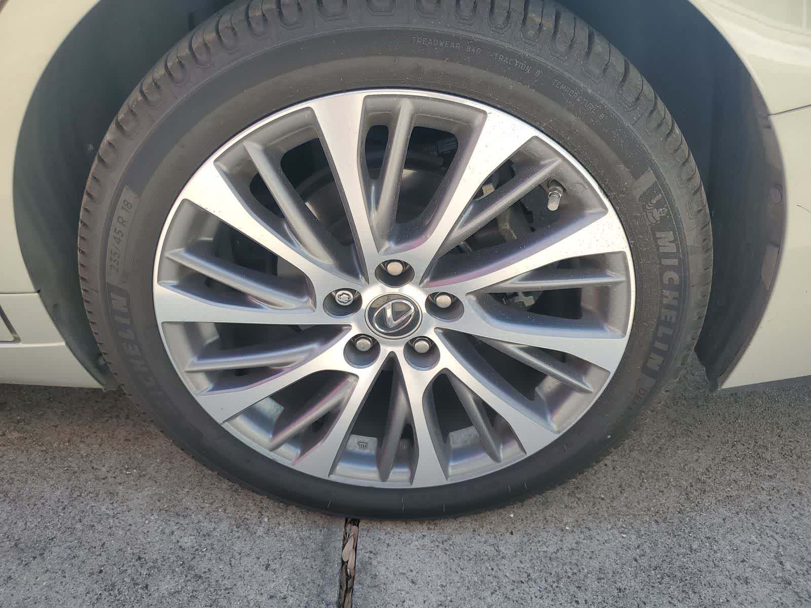 Used 2020 Lexus ES 350 w/ Premium Package FWD image 12