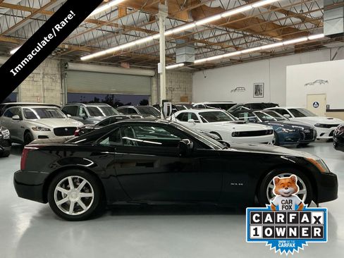 Used 2005 Cadillac XLR image 15