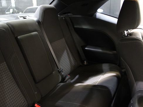 Used 2015 Dodge Challenger R/T w/ Quick Order Package 28B R/T RWD image 18