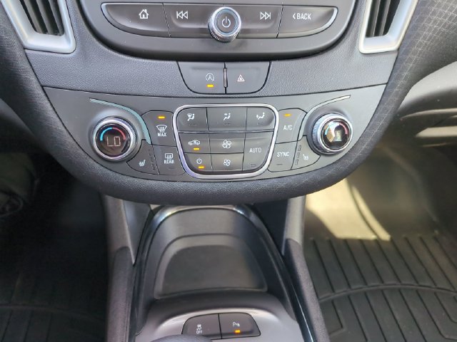 Used 2024 Chevrolet Malibu LT FWD image 20