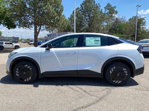 New 2026 Nissan Leaf FWD image 2