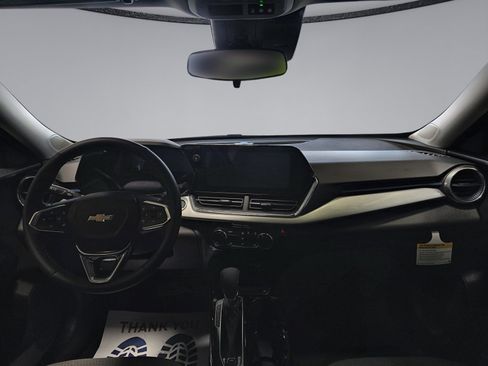 New 2026 Chevrolet Trax LT w/ Driver Confidence Package FWD image 23