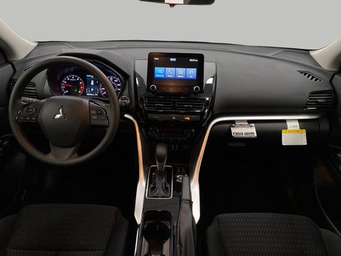 New 2026 Mitsubishi Eclipse Cross LE AWD/4WD image 19