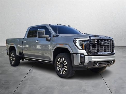 Used 2024 GMC Sierra 3500 Denali Ultimate image 6