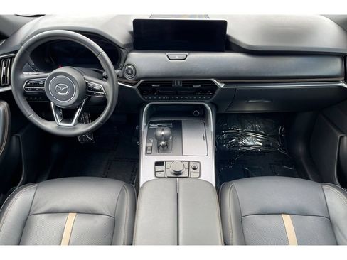 Certified 2025 MAZDA CX-90 3.3 Turbo w/ Premium Plus Pkg AWD/4WD image 16