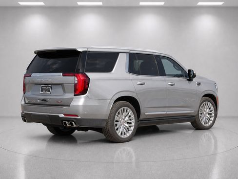 Used 2026 GMC Yukon Denali w/ Sun & Power Step Package RWD image 3
