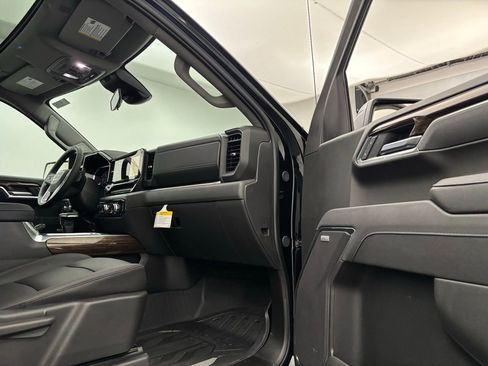 New 2026 GMC Sierra 1500 Elevation w/ Elevation Premium Package image 32