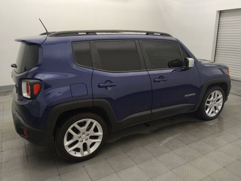 Used 2021 Jeep Renegade Latitude FWD image 10