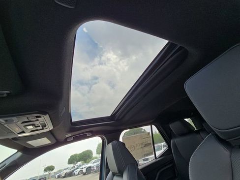 New 2026 Toyota 4Runner TRD Off-Road Premium AWD/4WD image 30