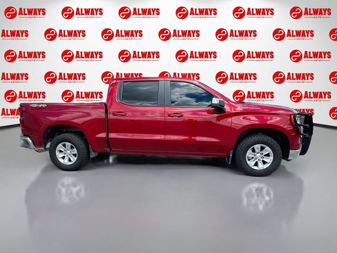 Used 2023 Chevrolet Silverado 1500 LT AWD/4WD image 4