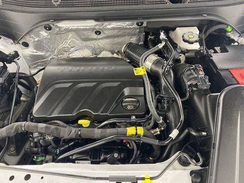 Certified 2025 Chevrolet Trax LT w/ Driver Confidence Package image 30