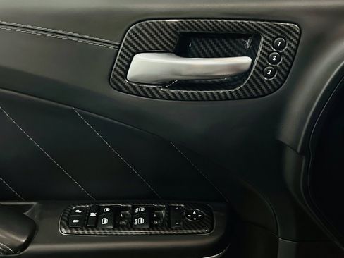 Used 2019 Dodge Charger R/T w/ Plus Group RWD image 13