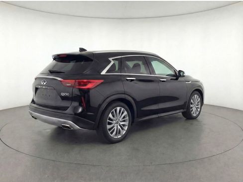 Certified 2025 INFINITI QX50 Luxe image 4