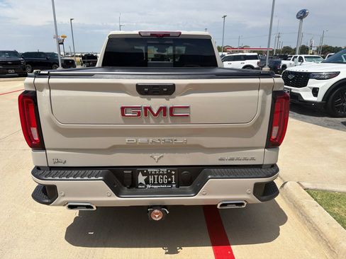 Used 2026 GMC Sierra 1500 Denali w/ Denali Reserve Package AWD/4WD image 10