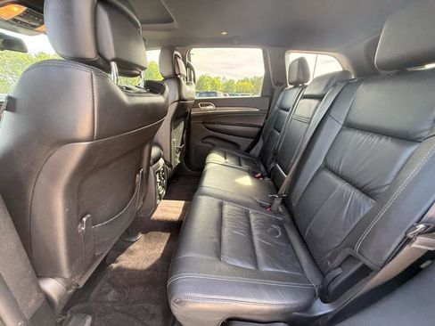 Used 2016 Jeep Grand Cherokee Limited AWD/4WD image 10