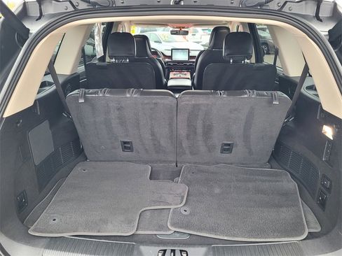 Used 2022 Lincoln Aviator Reserve w/ Equipment Group 201A image 28